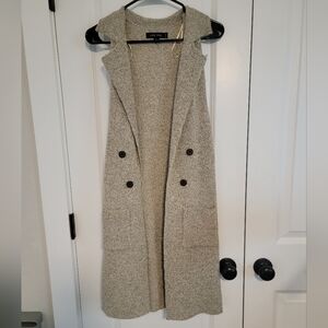 Gray Sleeveless Knit Cardigan